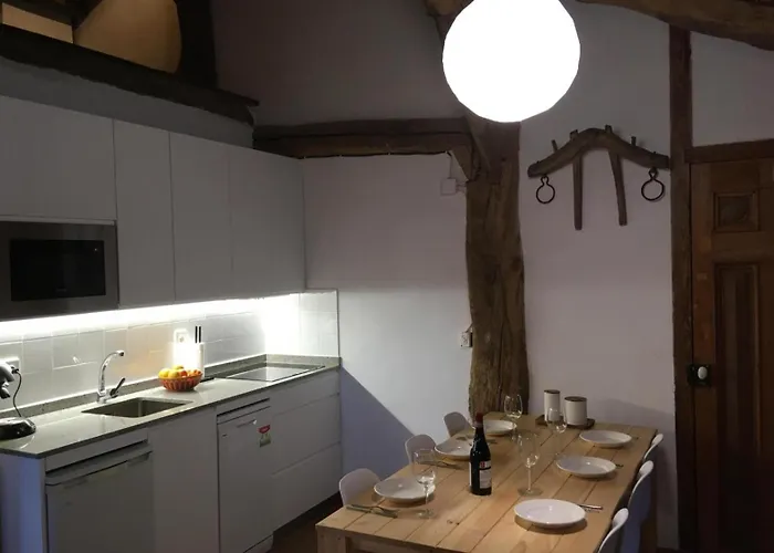 Casa Rural Agerre Berri * Larraul